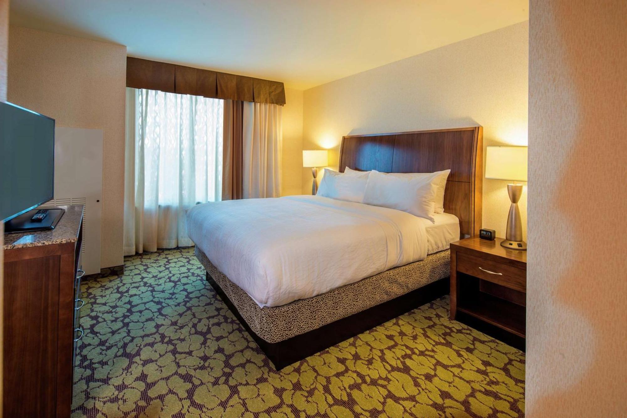 Hilton Garden Inn Uniontown Exteriör bild