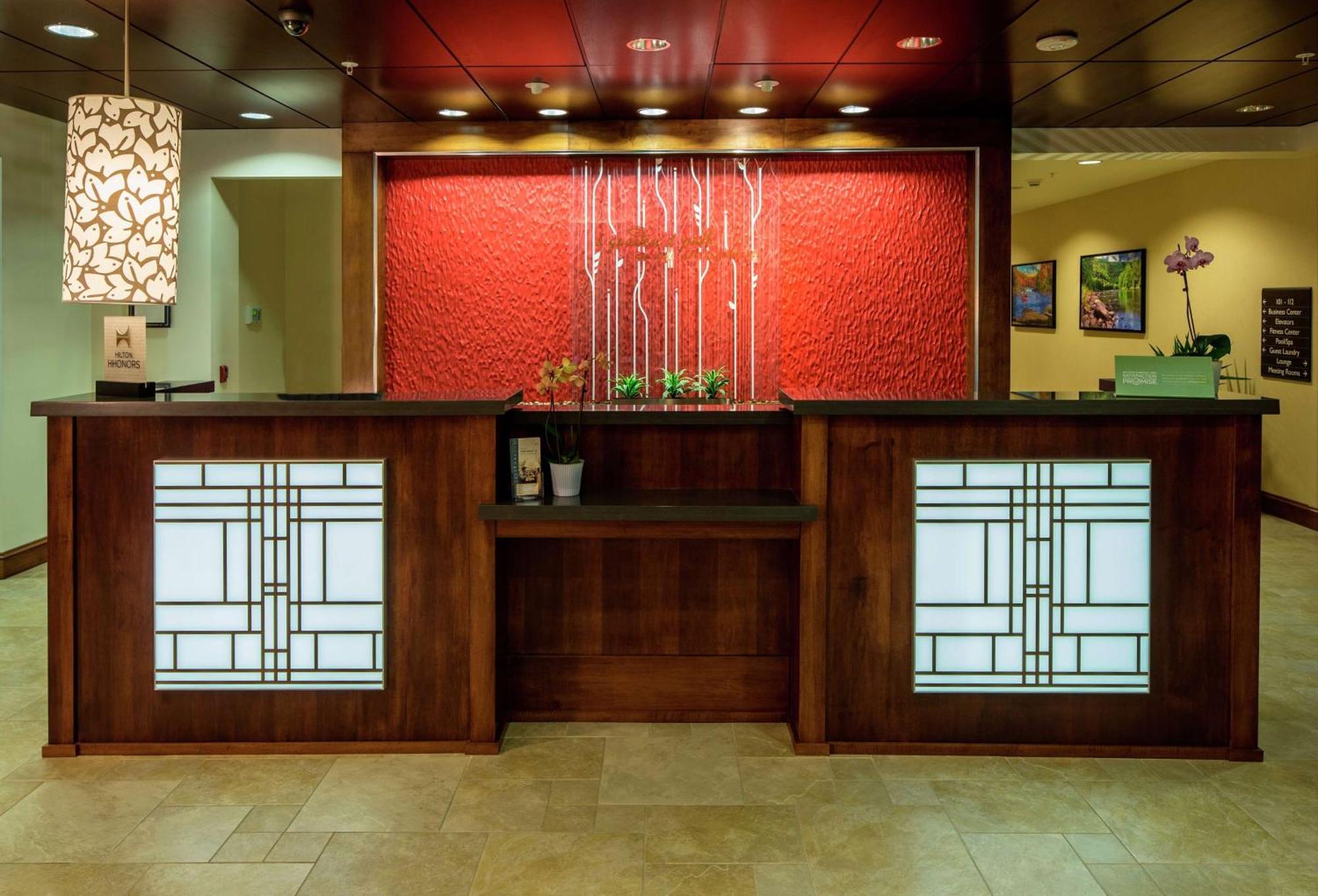 Hilton Garden Inn Uniontown Exteriör bild